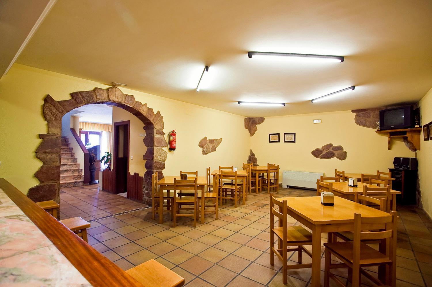 圣维森特-德拉巴尔克拉 道路旅馆酒店 餐厅 照片